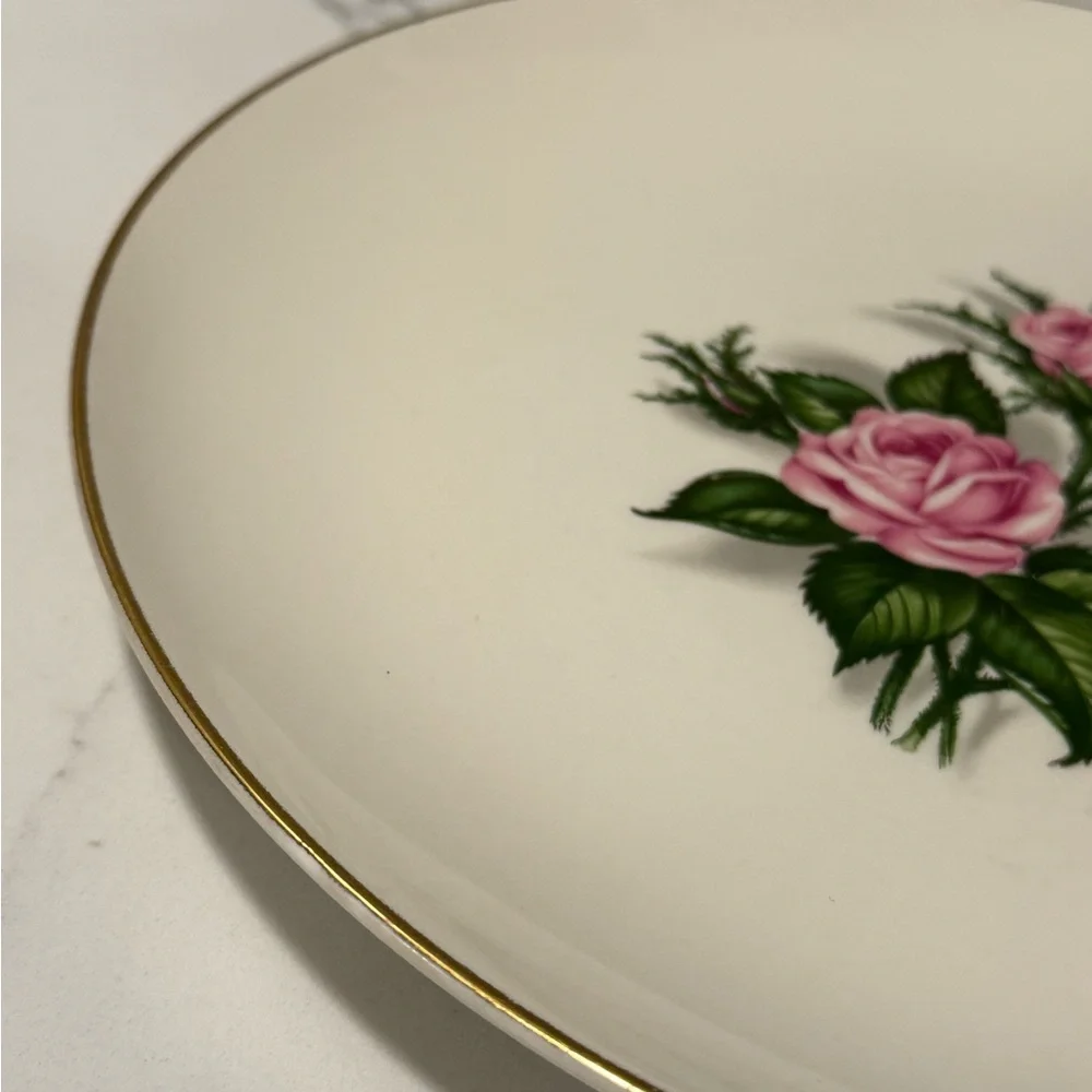 Royal China elegant cream